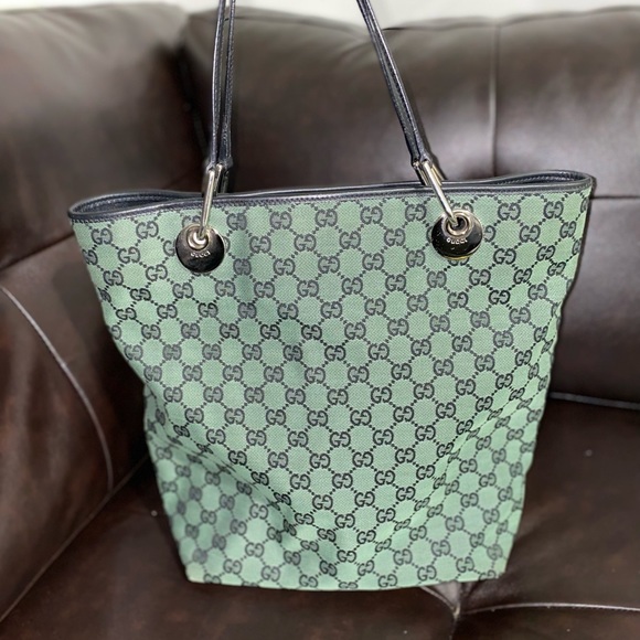 Gucci Eclipse Vintage GG Monogram Canvas / Leather Bucket Tote Bag. - Picture 12 of 17